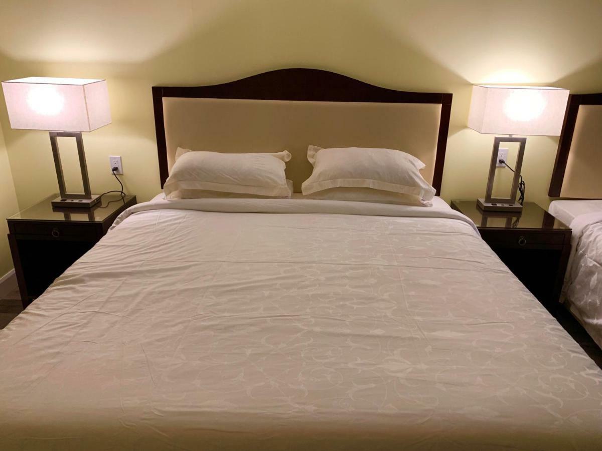 7 West Motel Carleton Place Екстер'єр фото