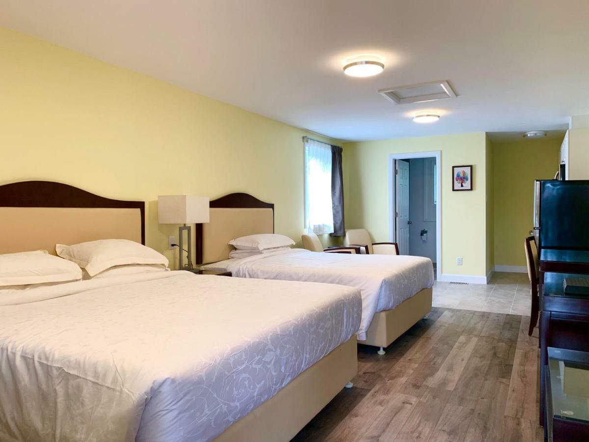 7 West Motel Carleton Place Екстер'єр фото